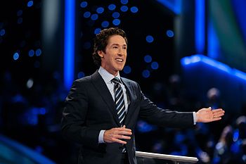 Joel_Osteen_Preaching (1)